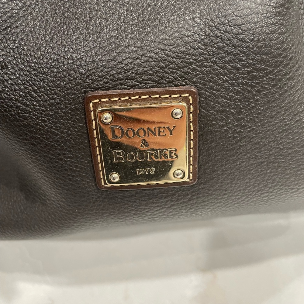 Vintage Dooney & Bourke Brown Leather Shoulder Bag - Picture 4 of 7